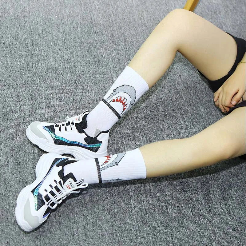 Fashion shark Hip Hop socks men long socks cartoon Hiphop Street Sport Skateboard black white crew socks