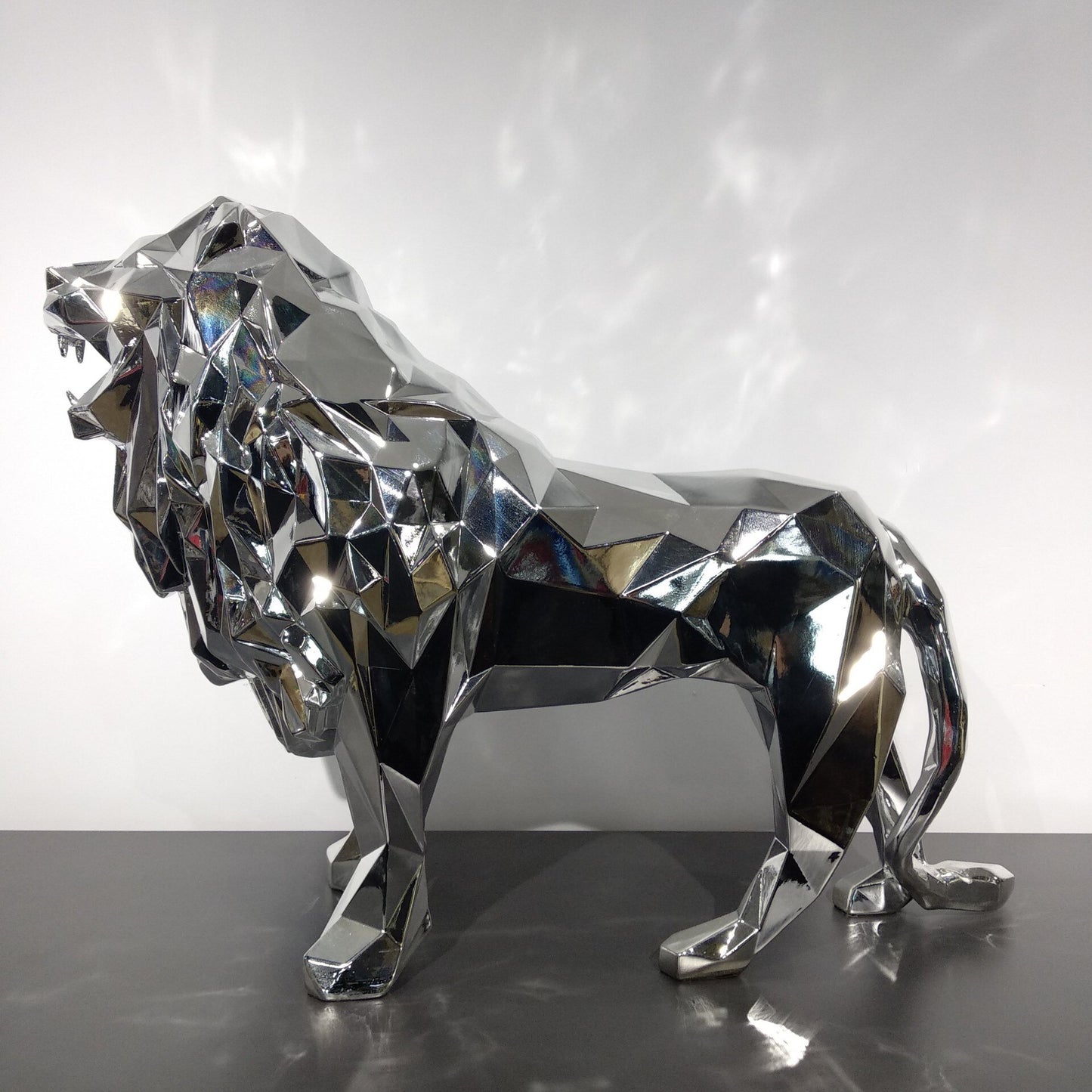 1PCS Top Quality 78*30*56cm Geometric Lion Resin Crafts Sculpture Ornaments Simulation Animal Home Decoration Garden Furnishings