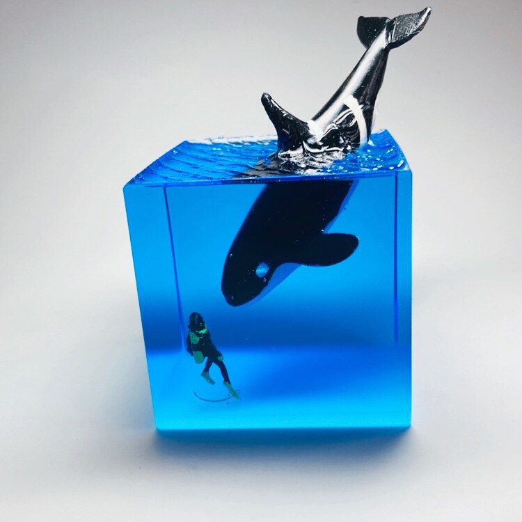 3D Resin Night Light DIY Orca Diver Decoration LED Ocean Whale Diver Decor Home Bedroom Bedside Table Lamp