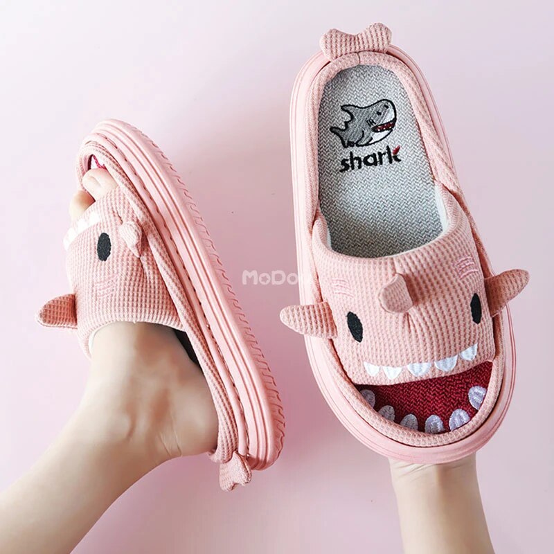 Mo Dou 2022 New Summer/Spring Slippers Open Toe Cute Cartoon Shark Shape EVA Thick Sole Indoor Quality Designer Shoes Women Men