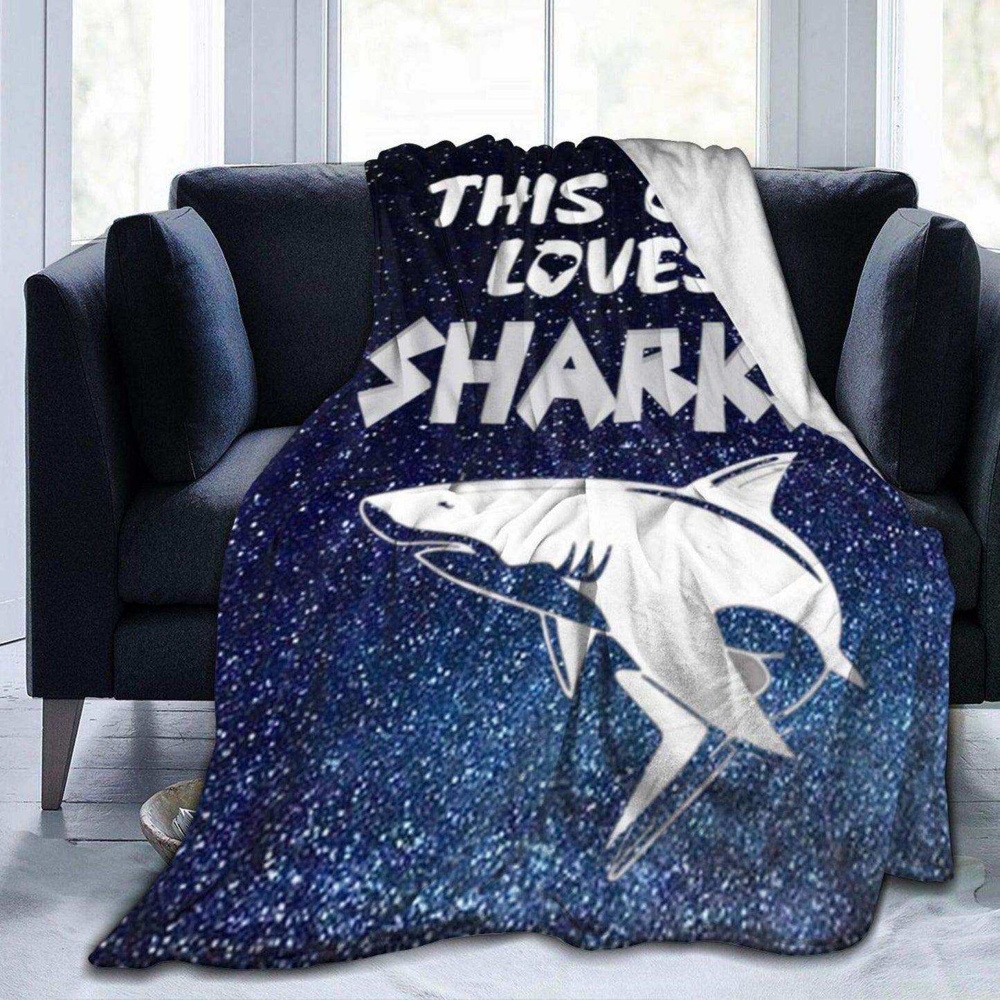 Deep Sea Shark Blanket Comfort Warmth Soft Cozy Easy Care Machine Wash Black Throw Blanket Quilt for Sofa Bed Home Decor Gifts