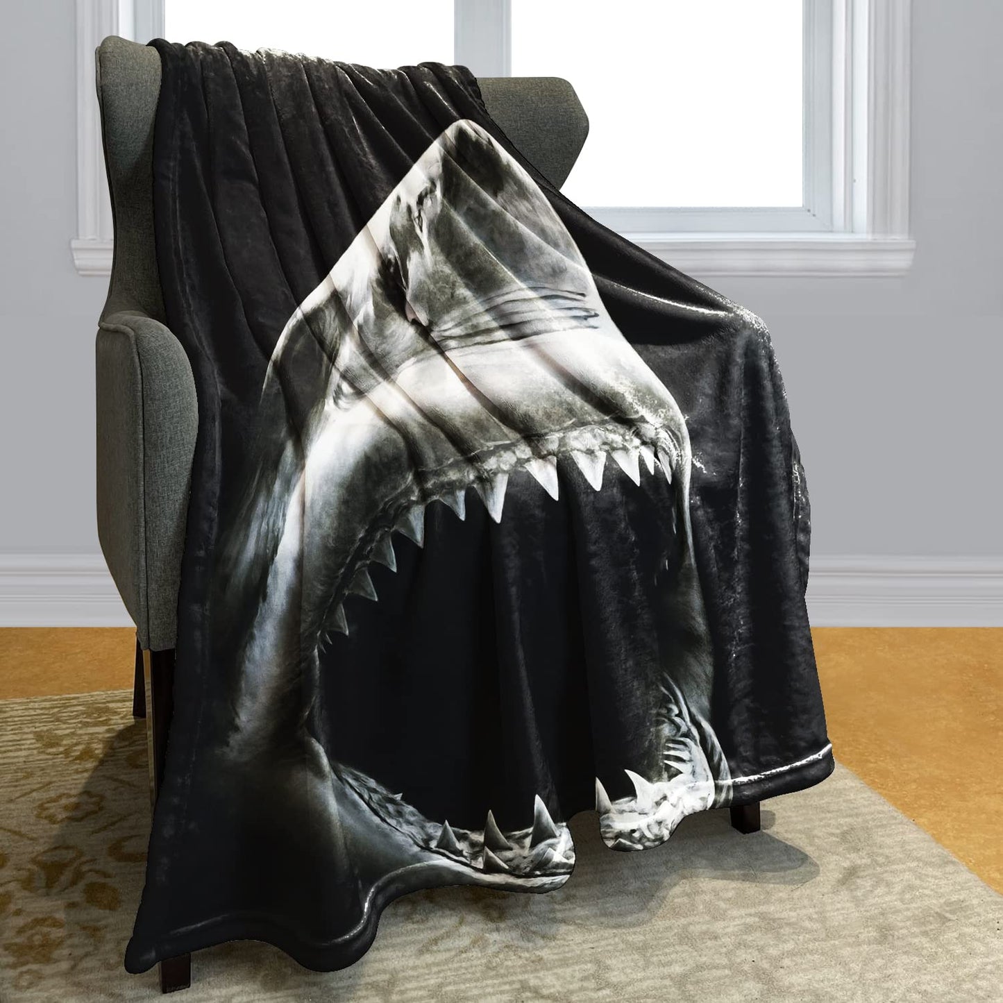 Deep Sea Shark Blanket Comfort Warmth Soft Cozy Easy Care Machine Wash Black Throw Blanket Quilt for Sofa Bed Home Decor Gifts