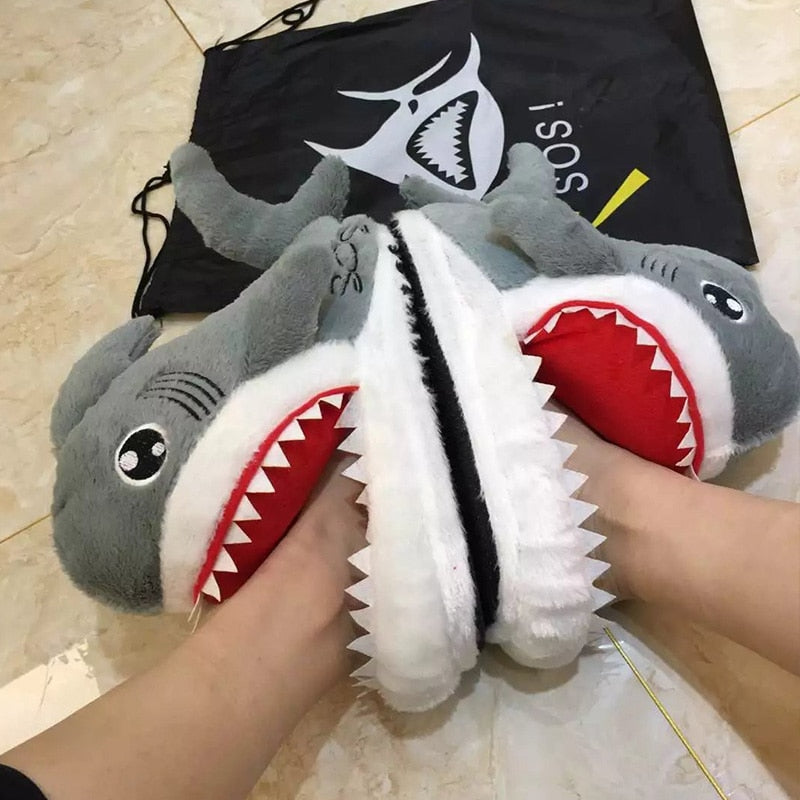 Cartoon Shark Funny Shoes Girls Lovely Indoor Slippers Ladies Home Shoes 2022 Fashion Plush Warm Slippers Women Winter Shoes